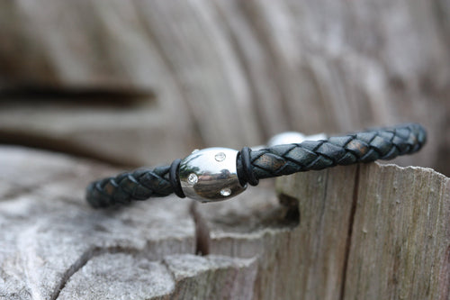 Stainless Steel Rhinestones Charm - Piel Rustika