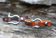 Load image into Gallery viewer, Stainless Steel Anchor Shackle - Piel Rustika