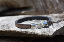 Load image into Gallery viewer, Stainless Steel Sleek Hook - Piel Rustika