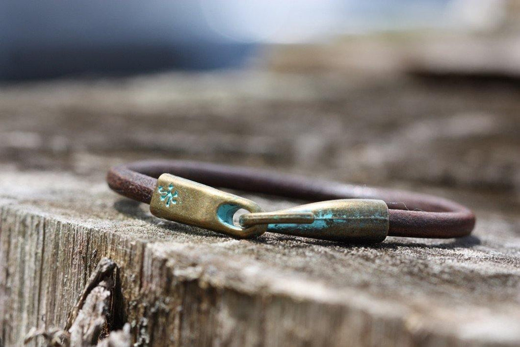 Vintage Brass - Piel Rustika