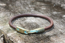 Load image into Gallery viewer, Vintage Brass - Piel Rustika