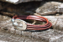 Load image into Gallery viewer, This multi strands bracelet lends a touch of shine and edge to your look.