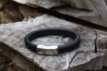 Load image into Gallery viewer, Stainless Steel Curved Rectangle - Piel Rustika