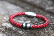 Load image into Gallery viewer, Stainless Steel Column With Single Charm - Piel Rustika