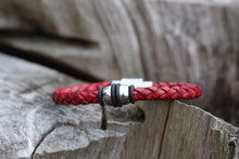 Load image into Gallery viewer, Stainless Steel Column With Single Charm - Piel Rustika