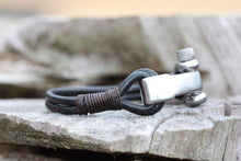 Load image into Gallery viewer, Maritime Stainless Steel Shackle - Piel Rustika