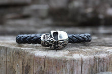 Load image into Gallery viewer, Stainless Steel Skull - Piel Rustika