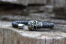 Load image into Gallery viewer, Stainless Steel Skull - Piel Rustika