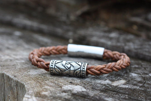 Stainless Steel Carved Charm - Piel Rustika