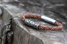 Load image into Gallery viewer, Stainless Steel Carved Charm - Piel Rustika