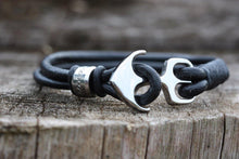 Load image into Gallery viewer, Stainless Steel Anchor &amp; Charm - Piel Rustika
