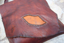 Load image into Gallery viewer, Lightweight Crossbody - One of a Kind - Piel Rustika