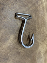 Load image into Gallery viewer, Fish Hook Belt - Piel Rustika
