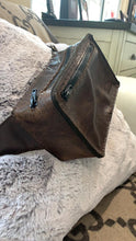 Load image into Gallery viewer, Square Fanny Pack - Piel Rustika