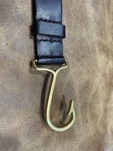 Load image into Gallery viewer, Fish Hook Belt - Piel Rustika