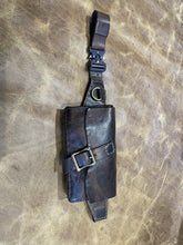Load image into Gallery viewer, Brown Rectangle Fanny Pack - Piel Rustika
