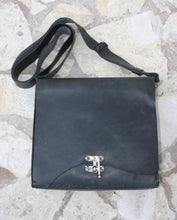 Load image into Gallery viewer, Hook Charcoal Grey Crossbody - One of a Kind - Piel Rustika